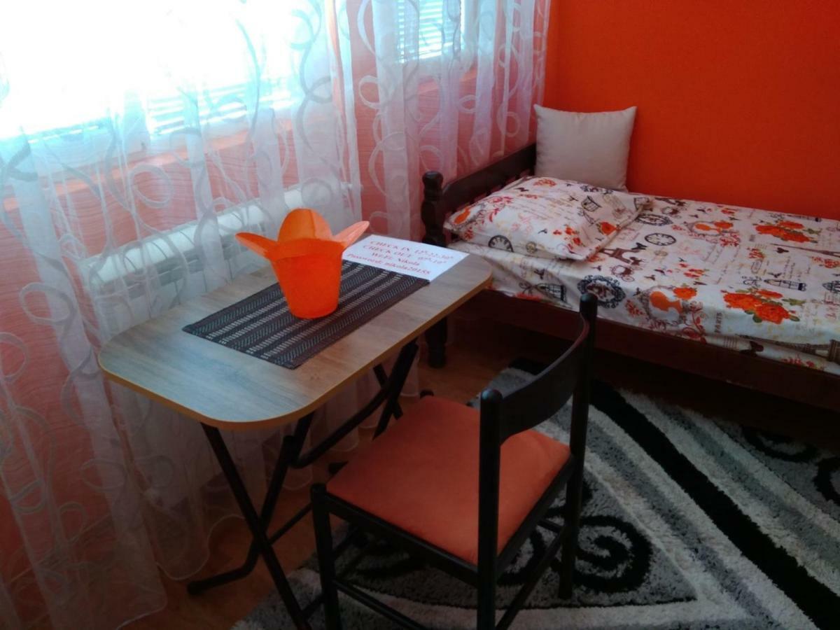 Buric Rooms Niksic Exterior photo