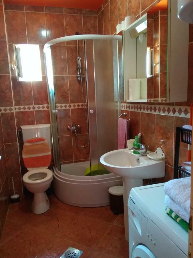 Buric Rooms Niksic Exterior photo